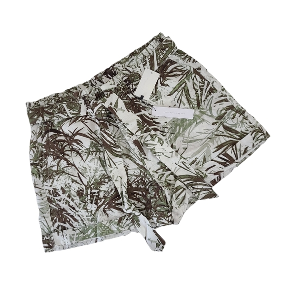 Sanctuary Palm Belted 100% Linen Shorts Size L - Picture 8 of 8